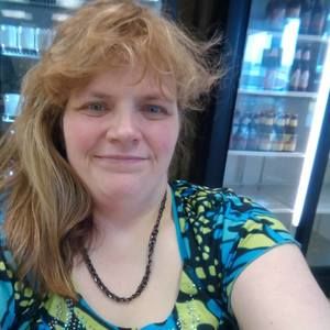 Meet your Posher, Liz